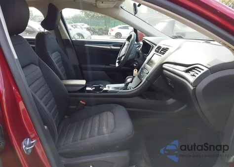 2016 Ford Fusion Se z USA, uszkodzony, nr VIN 3FA6P0H74GR221544